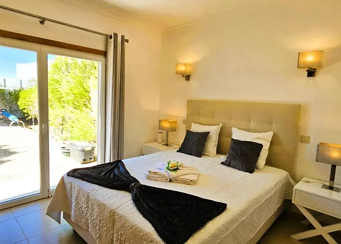 V3 Soliveira- Casas & Papeis * アルマカオ・デ・ペラ